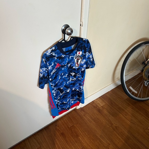 Men’s Japan Soccer Jersey 2020 World Cup - Picture 4 of 4